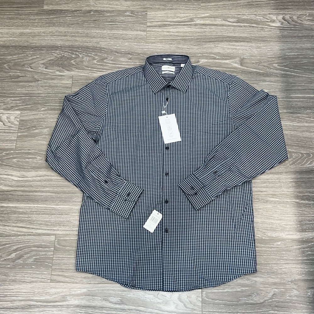 Lucky brand dress shirt. Size L. NWT